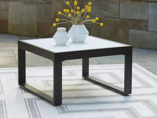 Beachloft - Square Cocktail Table - Black / Gray