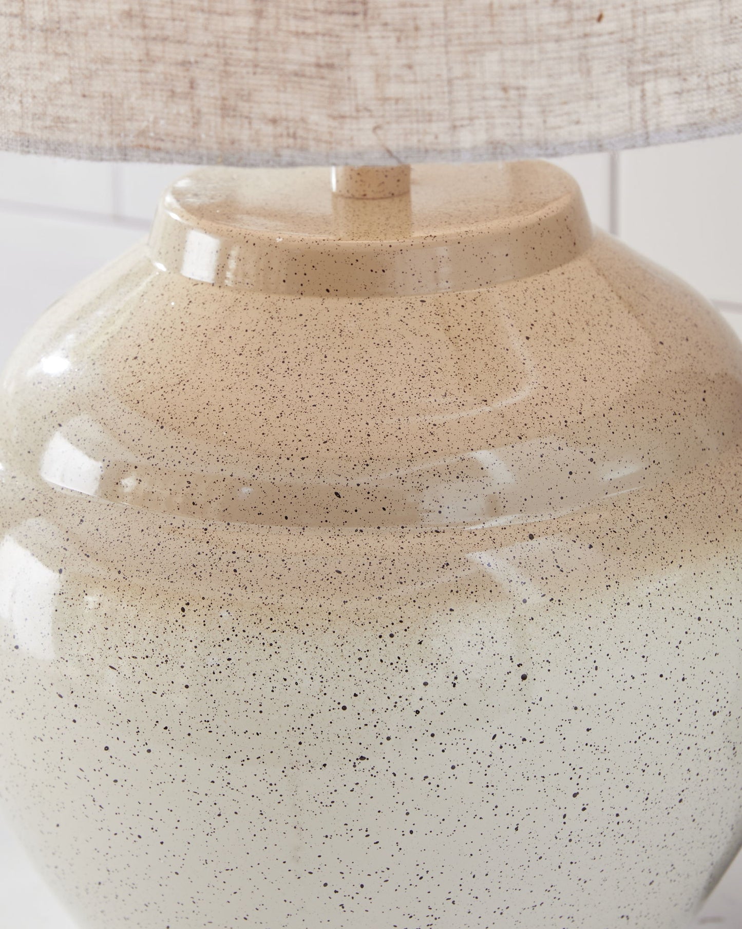 Waldish - Metal Table Lamp - Cream / Beige