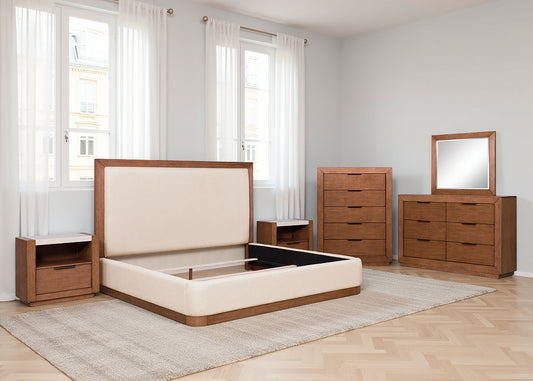 Hennington - Upholstered Panel Bed