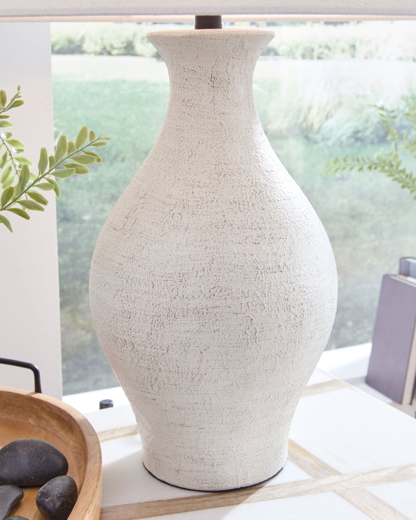 Ashbend - Ceramic Table Lamp - Antique White