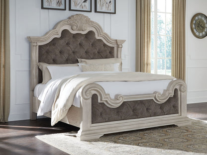 Bruchandi - Upholstered Panel Bed