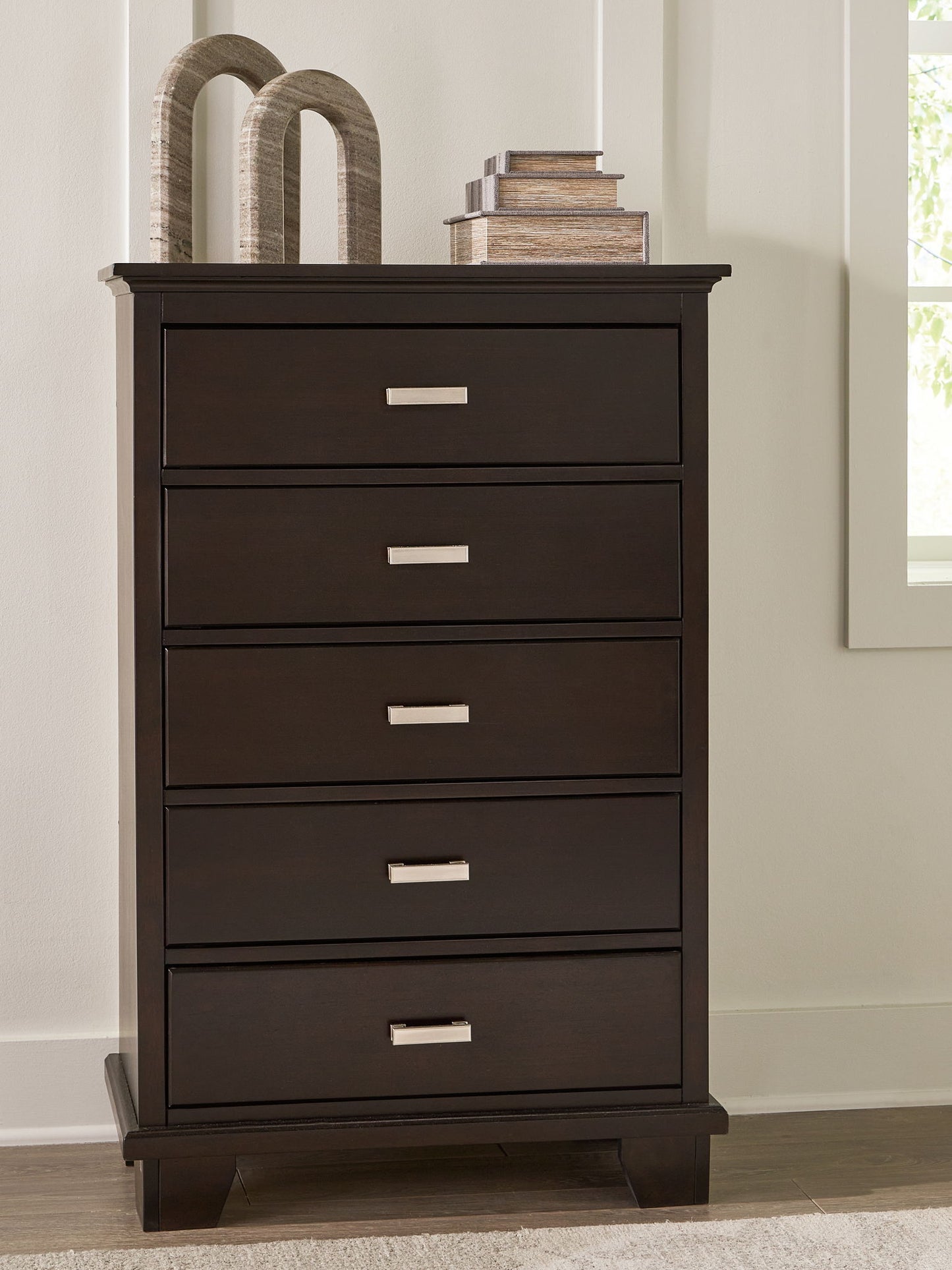 Covetown - Five Drawer Chest - Dark Brown