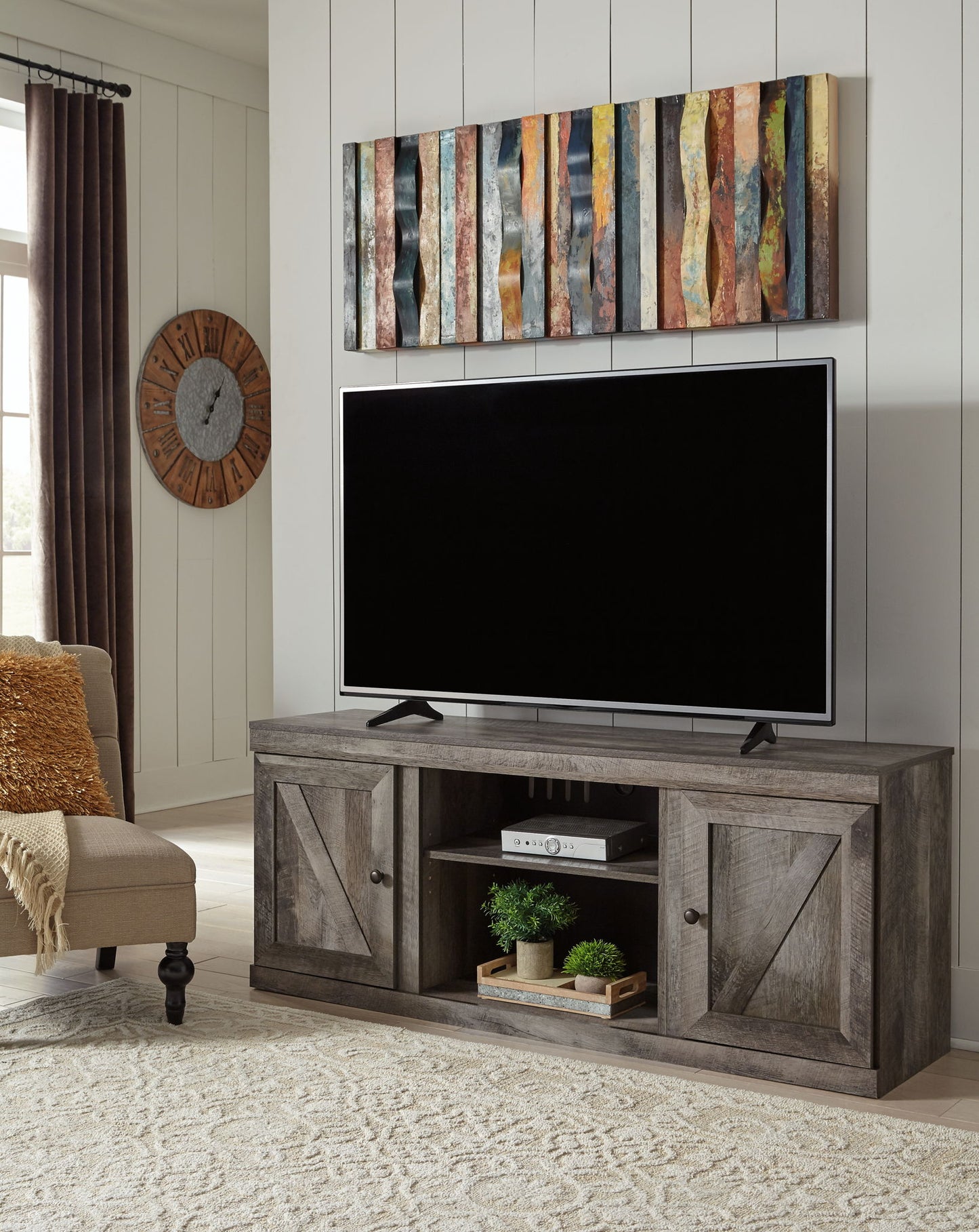 Wynnlow - TV Stand With Faux Firebrick Fireplace Insert - Gray