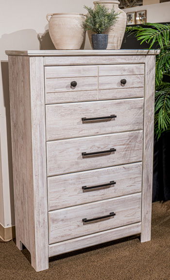 Makidern - Five Drawer Chest